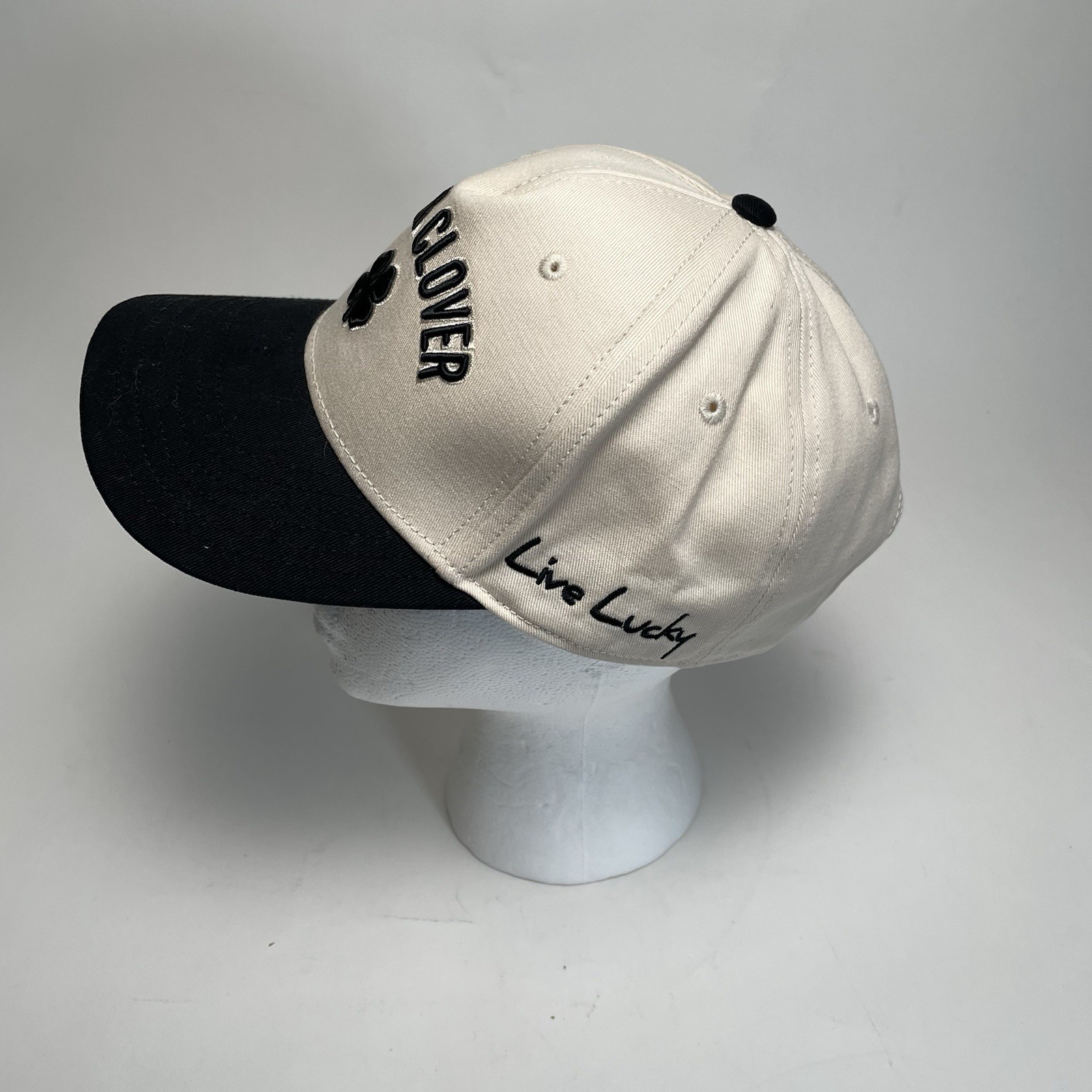Topgolf Men’s Fitted Hat Cap Cream / Black Live Lucky Clover Golf
