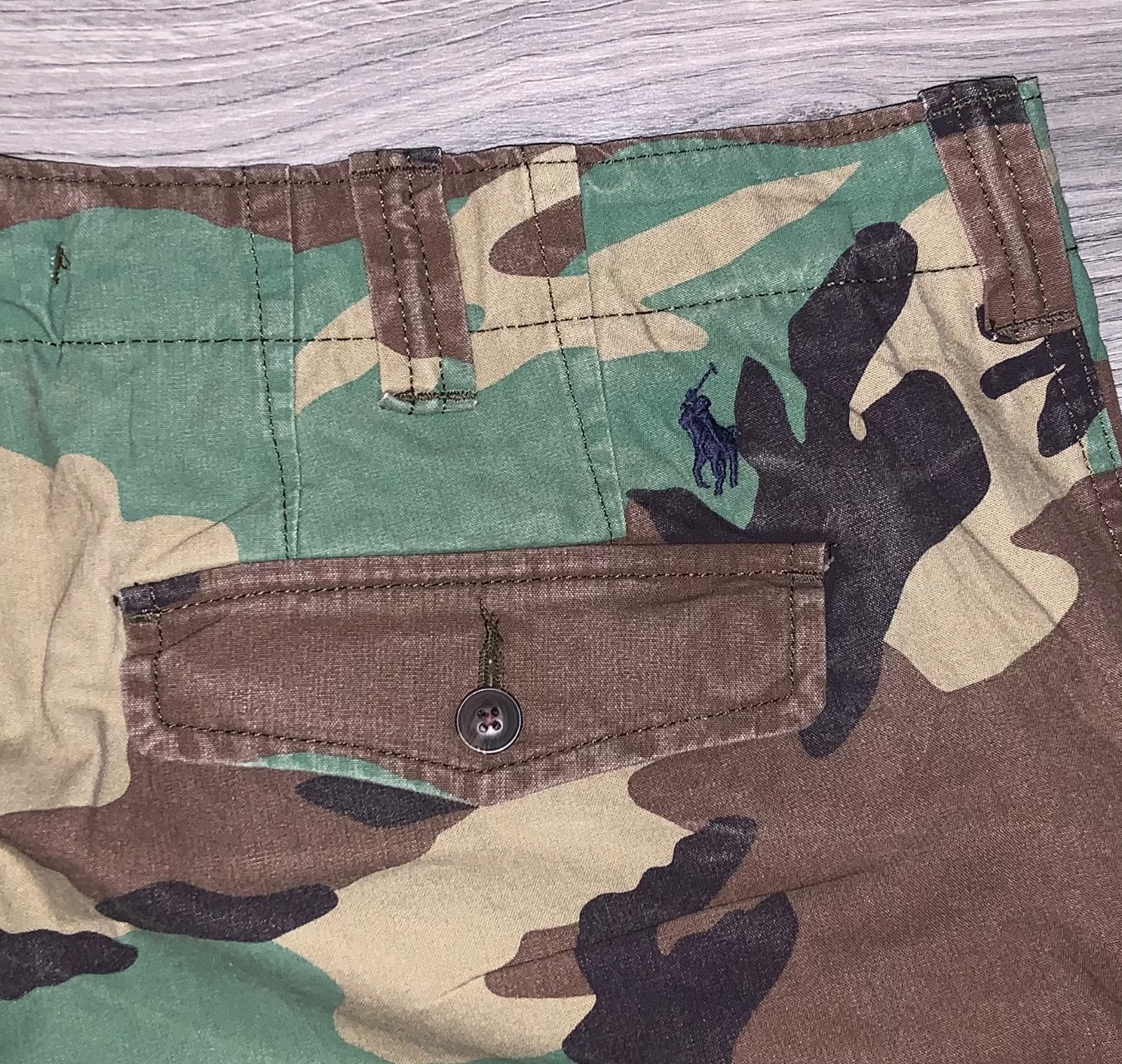 Polo Ralph Lauren Big & Tall Men’s Green Multi Camo Relaxed Fit 10″ Cargo Shorts