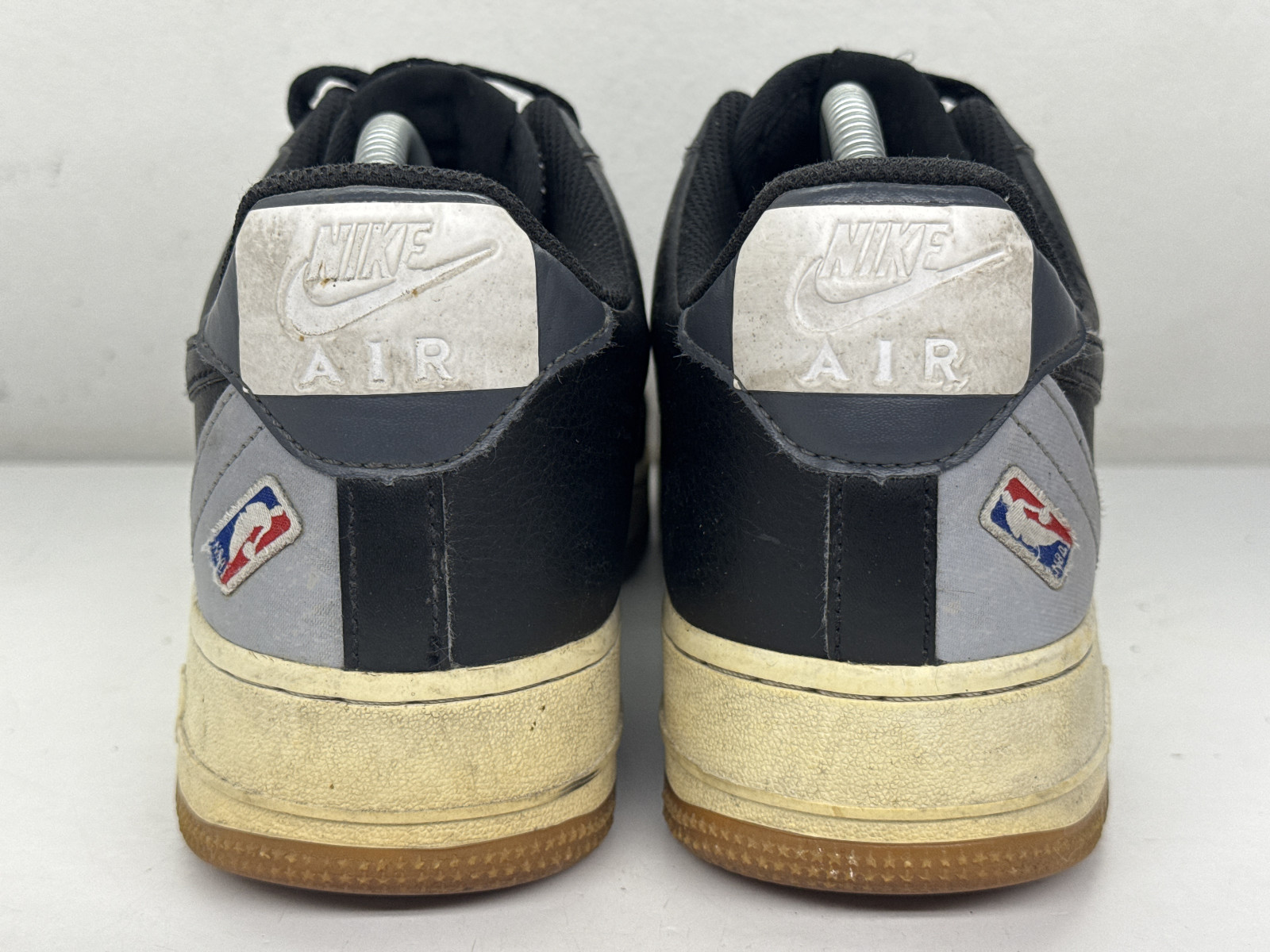 Nike Air Force 1 Low ’07 NBA Pack Black Silver Gum Sneakers CT2298-001 Size 10