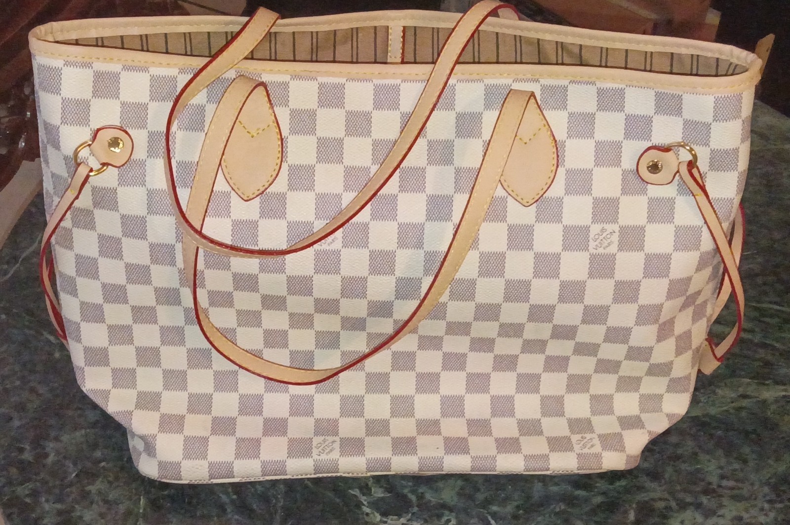 Louis Vuitton Neverfull Tote MM Beige Canvas