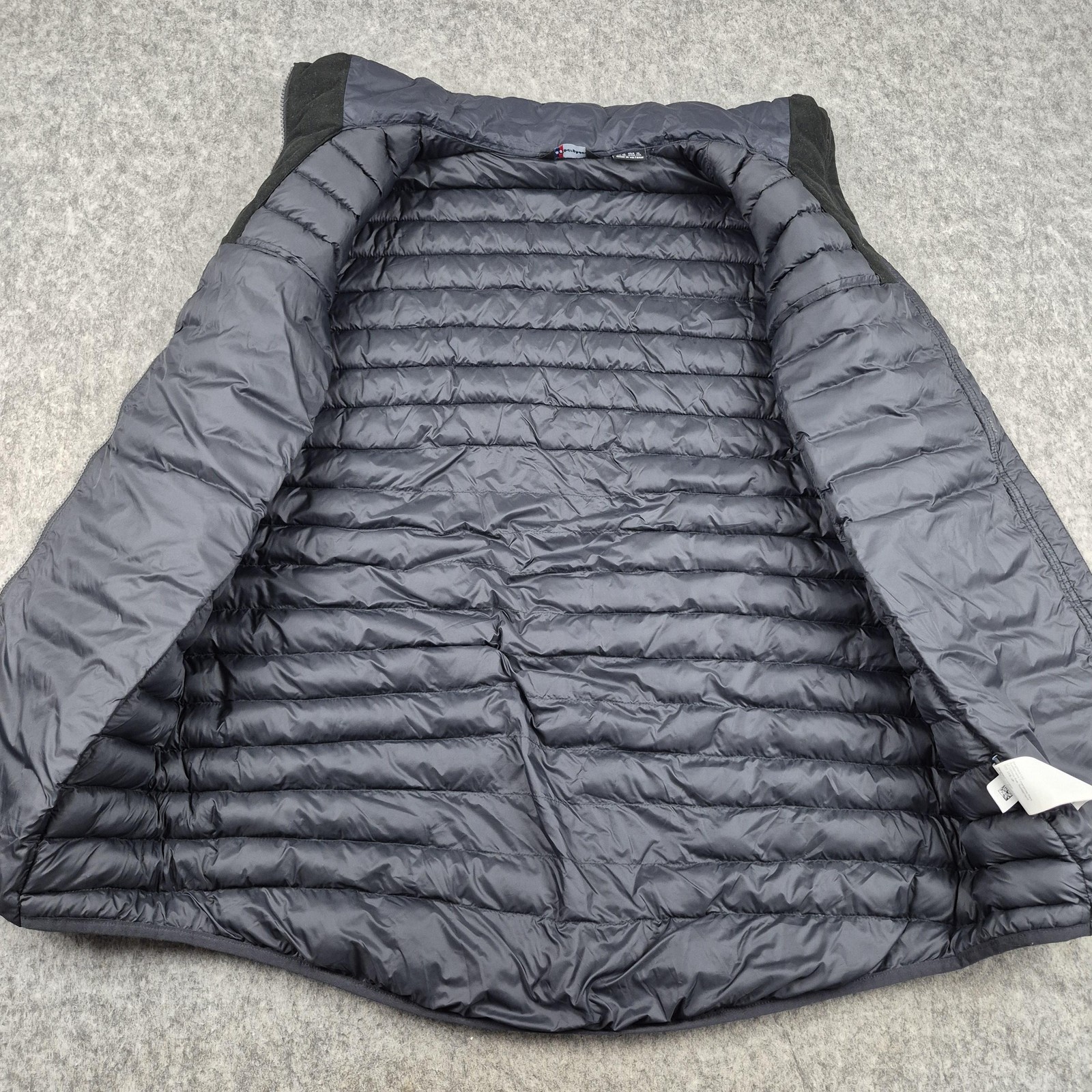 Berghaus Gilet Mens Extra Large Vaskye Black Hydroloft Pertex Quilted Vest
