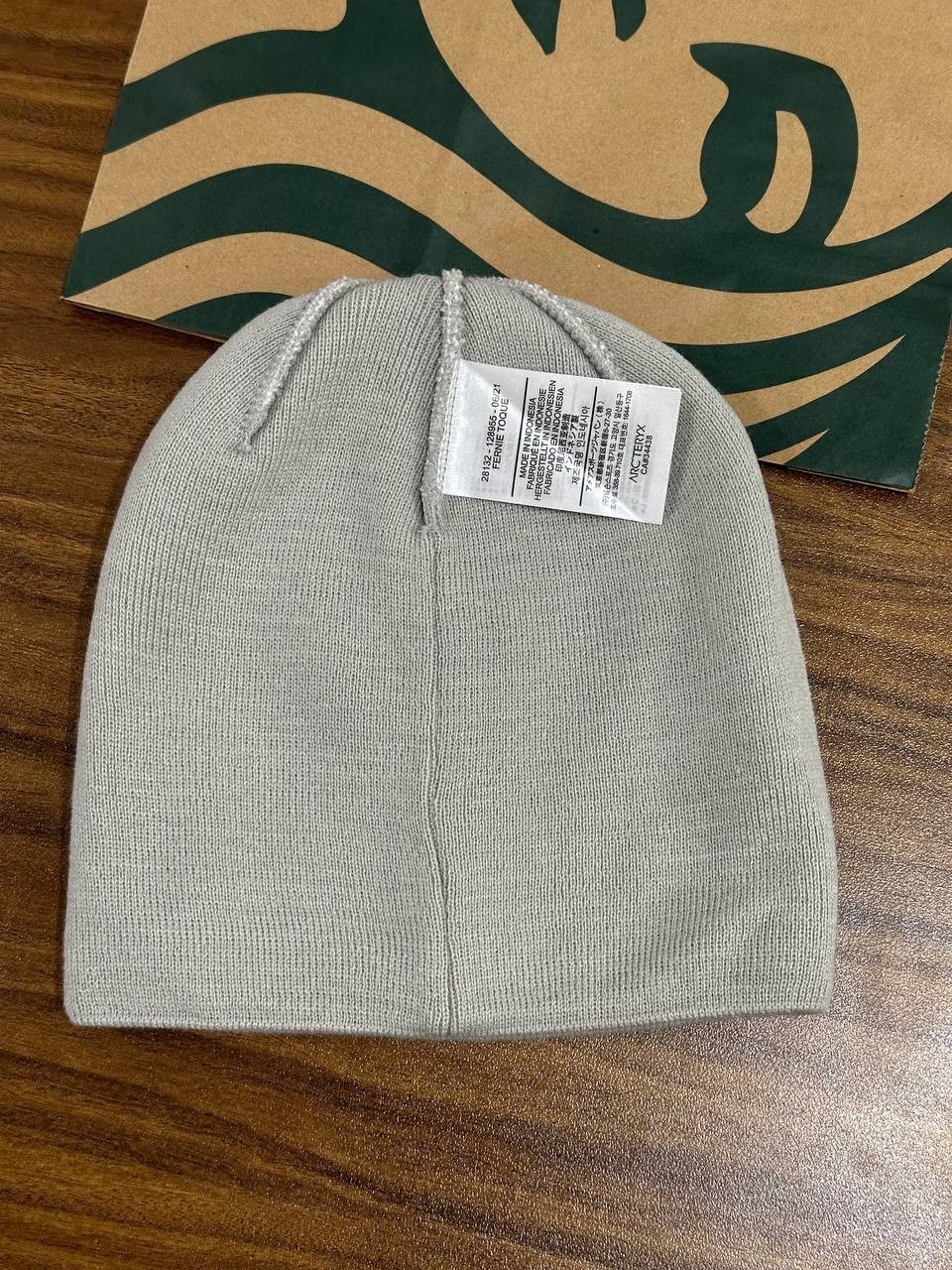 Arc’teryx Bird Logo Beanie Gray White Knit Hat Unisex NWT