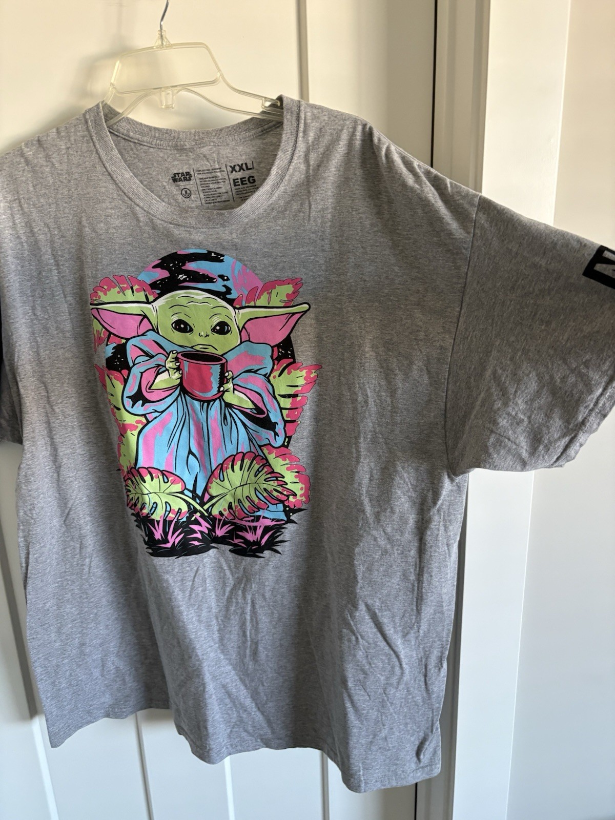 Neff x Star Wars Men’s XXL Baby Yoda Mandalorian Graphic T-Shirt Heather Gray
