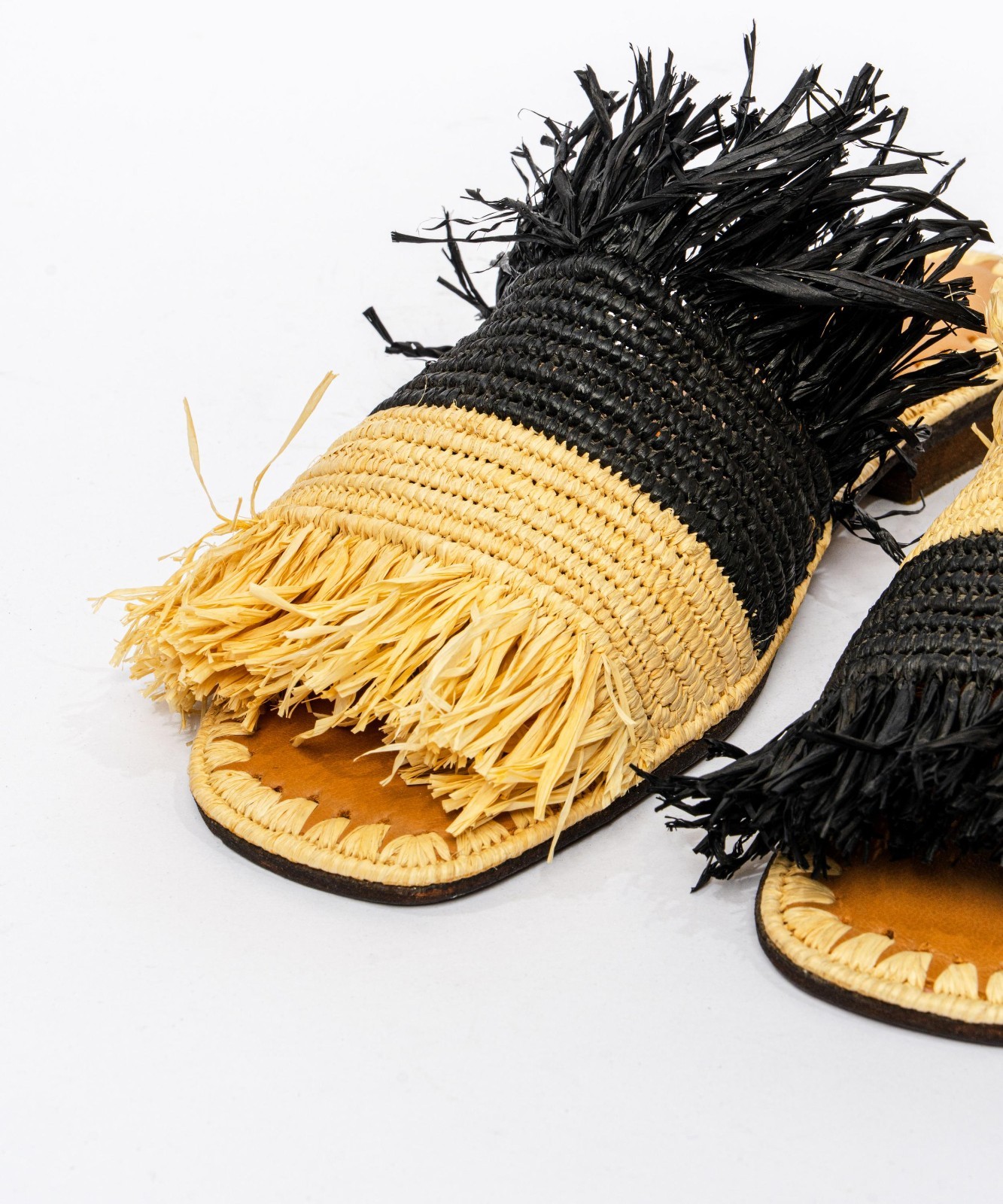 Handmade Moroccan Raffia Slide Sandals Women’s Fringe Natural Black Leather Sole