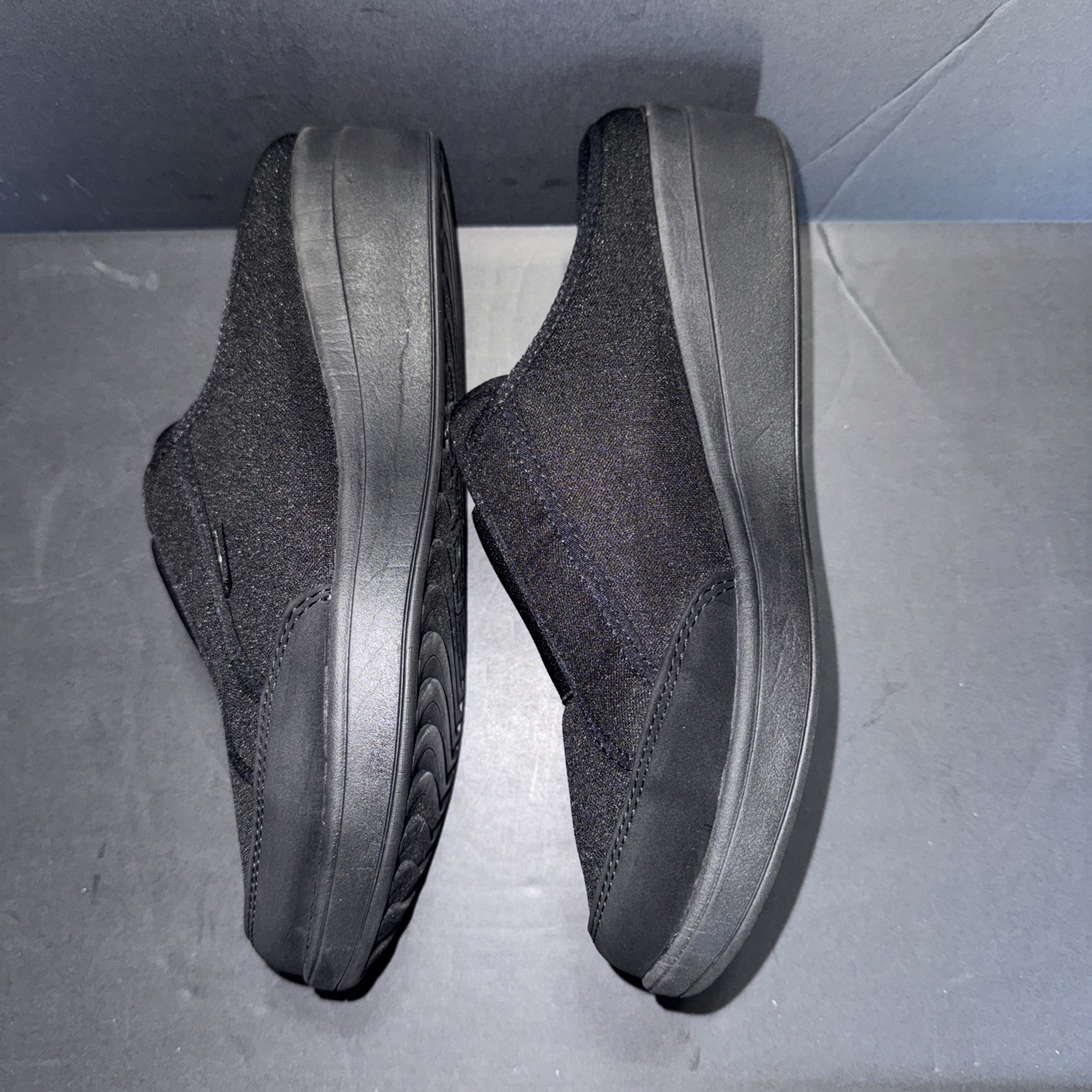 Ryka Lounge women’s 7.5 W Athletic Mules Black Slip On Comfort Sneaker Washable