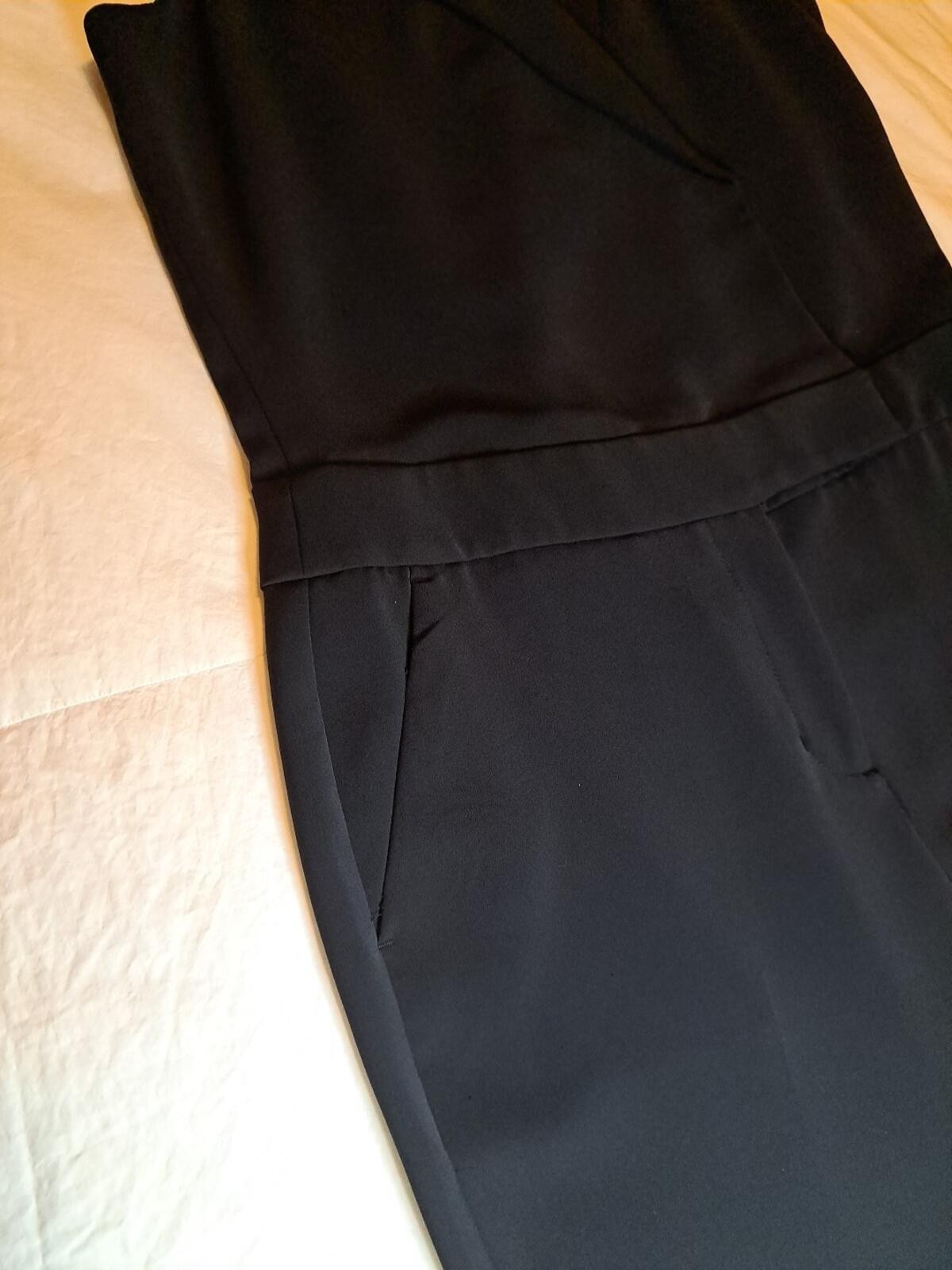 White House Black Market Jumper Black Size 4 EUC Returns Accepted