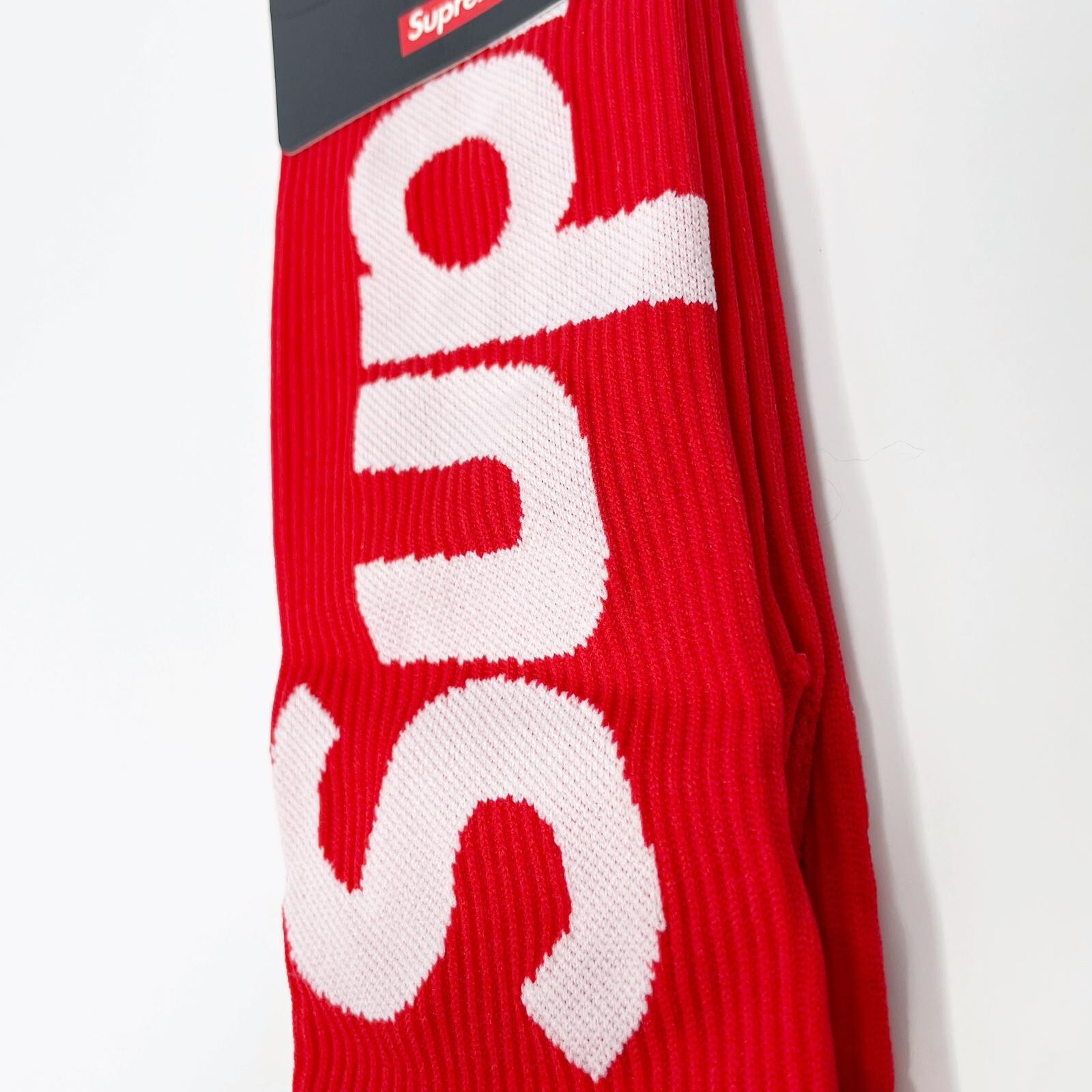 Brand New Original Supreme Mens Nike Lightweight Crew Socks – Red – FREE SHIP