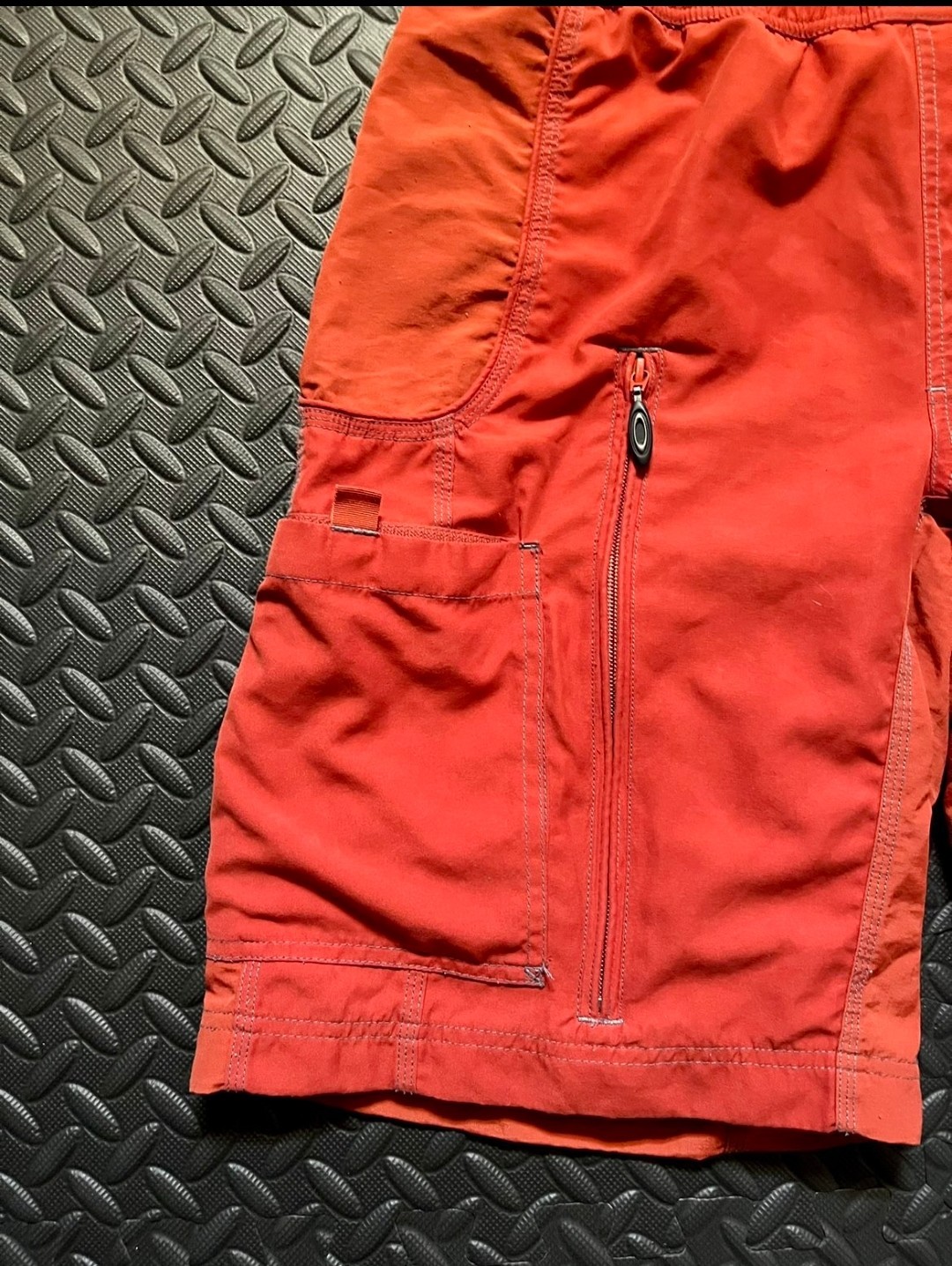 Vintage Oakley Software Gray Tag Shorts Size L Red Color With Multi Zippers