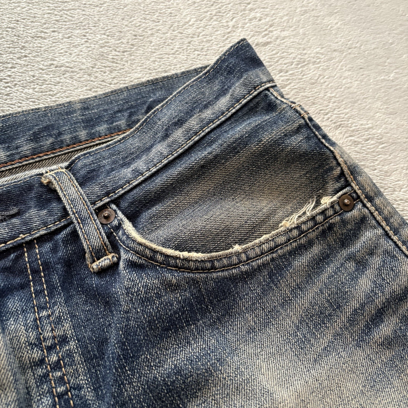 EDWIN 413XV Distressed Denim Jeans Men’s Size 29 Made in Japan Vintage Fade