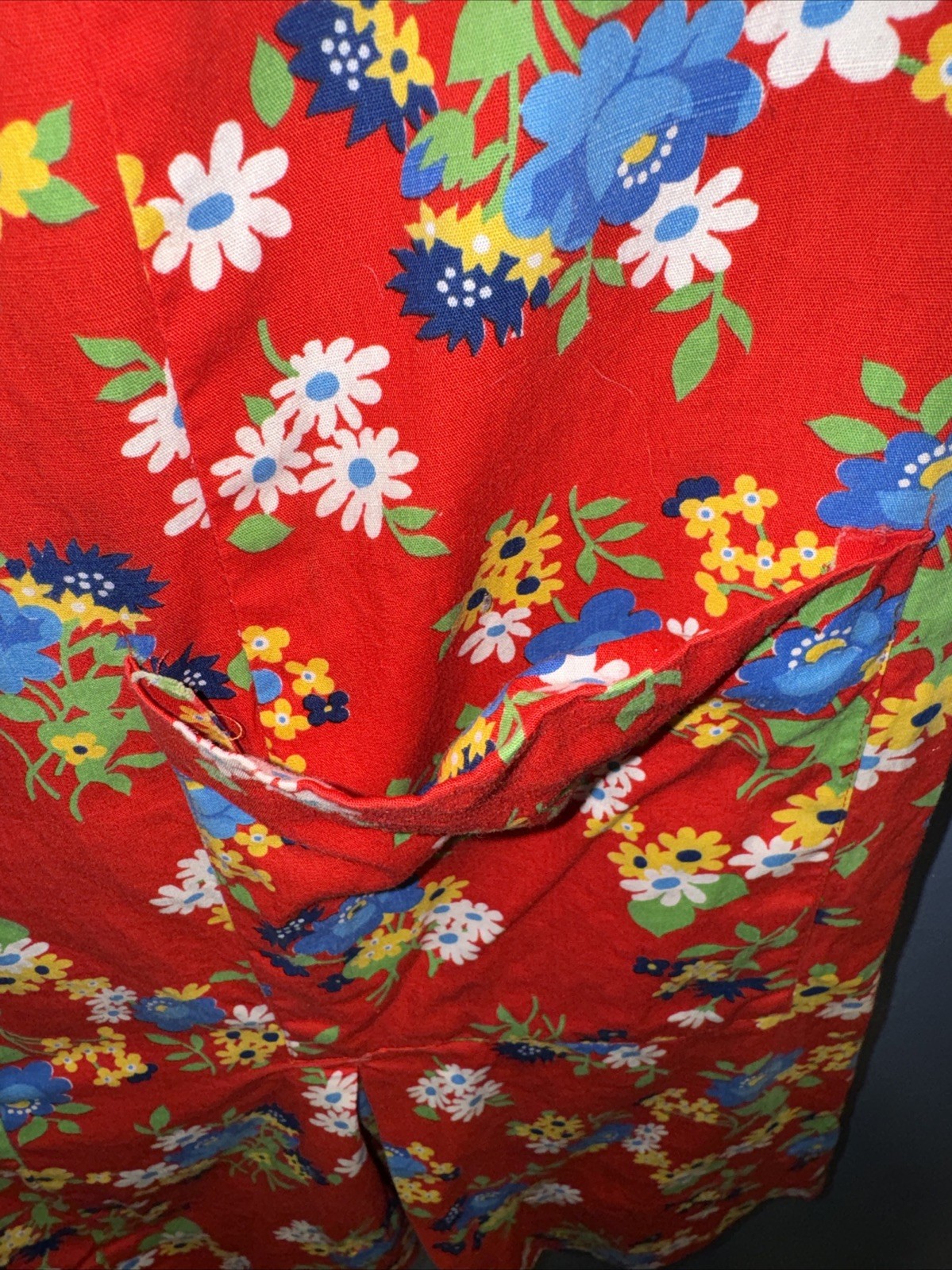 14 Day Dress, Red Floral Zip Up, Pockets, 1950 Shaker Square By Bill Sims
