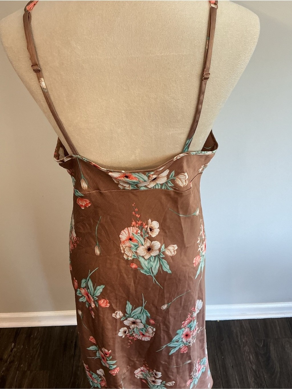 Jones New York Brown Floral Print Nightgown