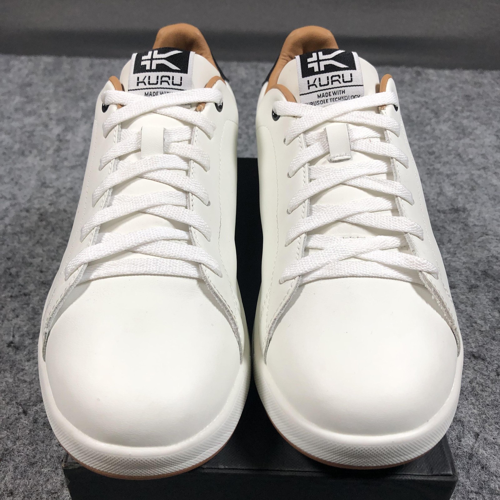 KURU Shoes Mens Size 7.5 White Leather Low Top Lace Up Casual Comfort Sneakers