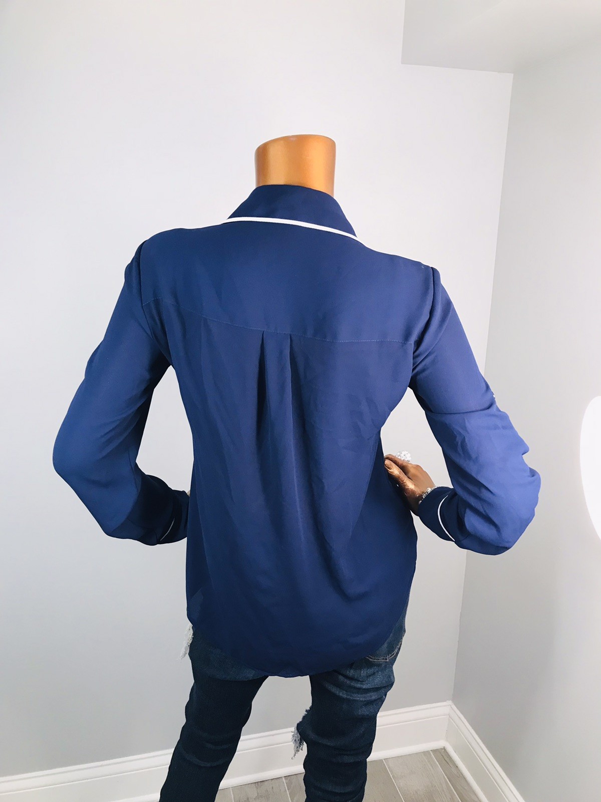 Express Portofino S Top Navy White Logo Button Up Shirt Long Sleeves Low Cut