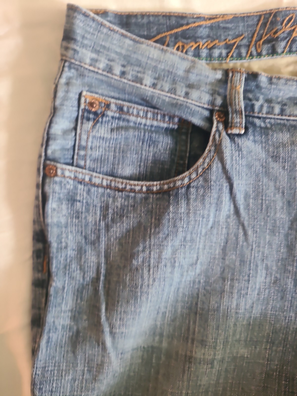 Tommy Hilfiger Mens Relaxed Fit Light Wash Blue Denim Jeans 38×30 Vintage
