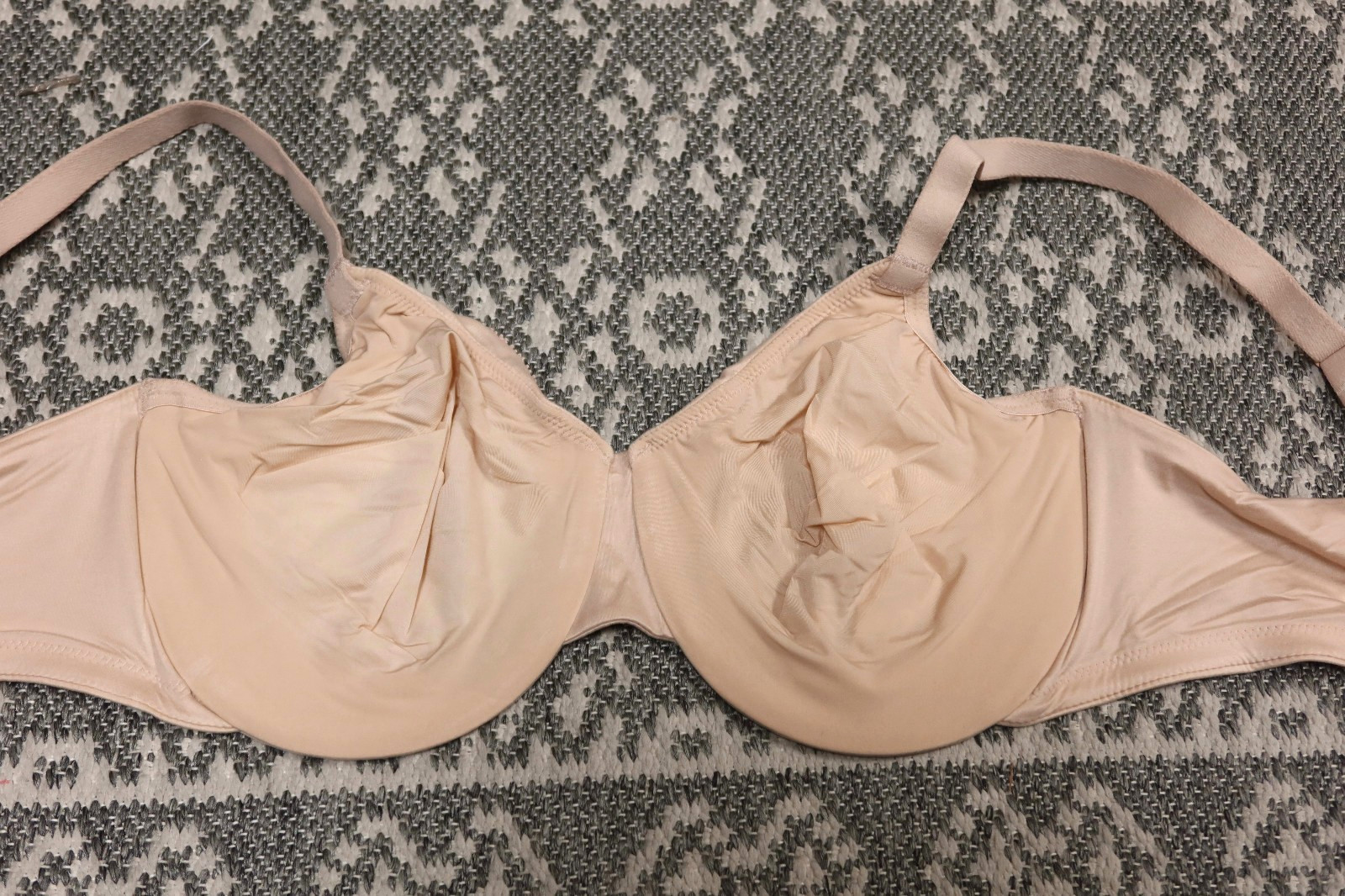 New Wacoal Perfect Primer Full Figure Underwire Bra – Size 36DD -Sand – # 855213