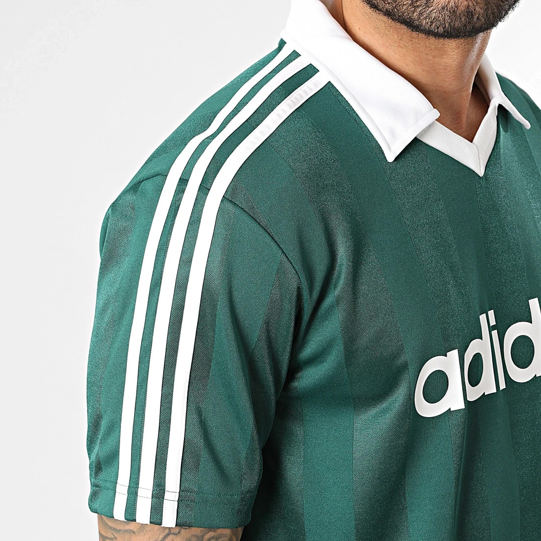 adidas Originals Men’s Archive Collar Engineered JSY Trefoil Jersey KE3582