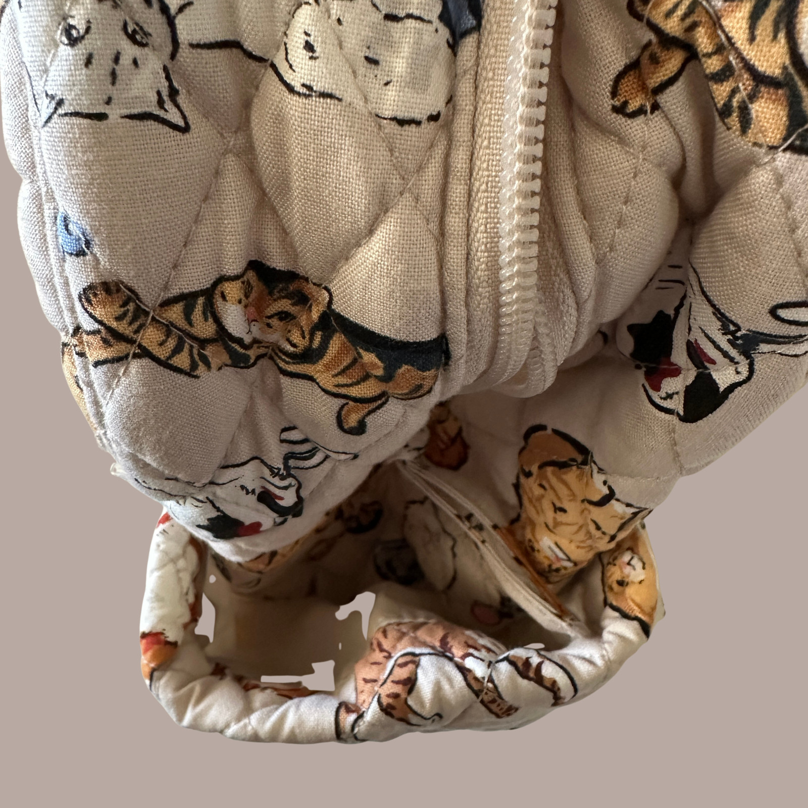 New Vera Bradley A CATS LIFE Large Weekender Travel Luggage Bag Beige