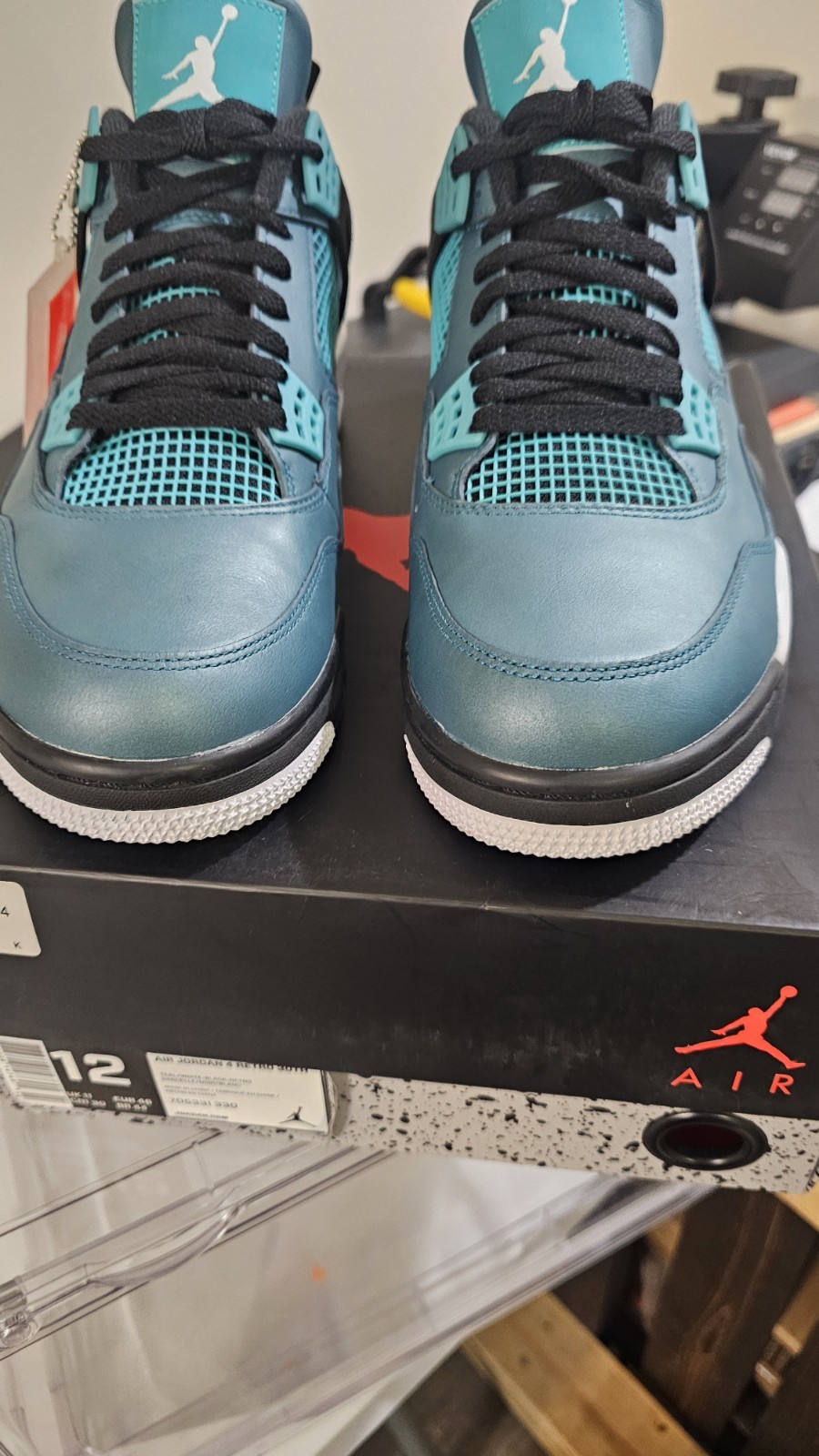 Jordan Air Jordan 4 Retro Teal/Black/White Leather Mid-Top 705331-330 2015