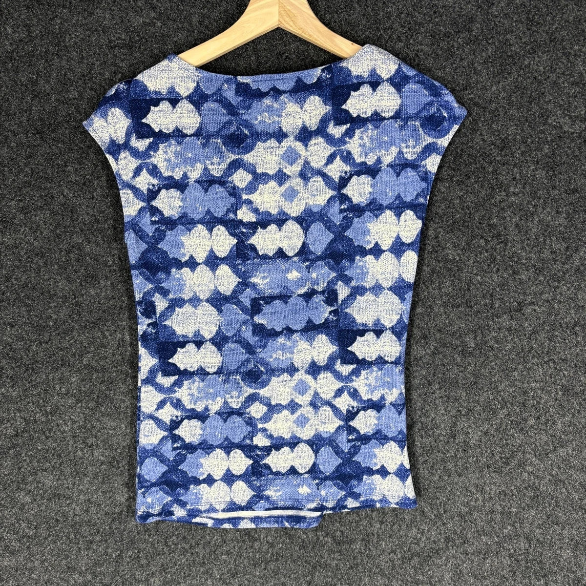 Unbranded T-Shirt Women M Blue Geometric Short Sleeve Round Neck Casual Top