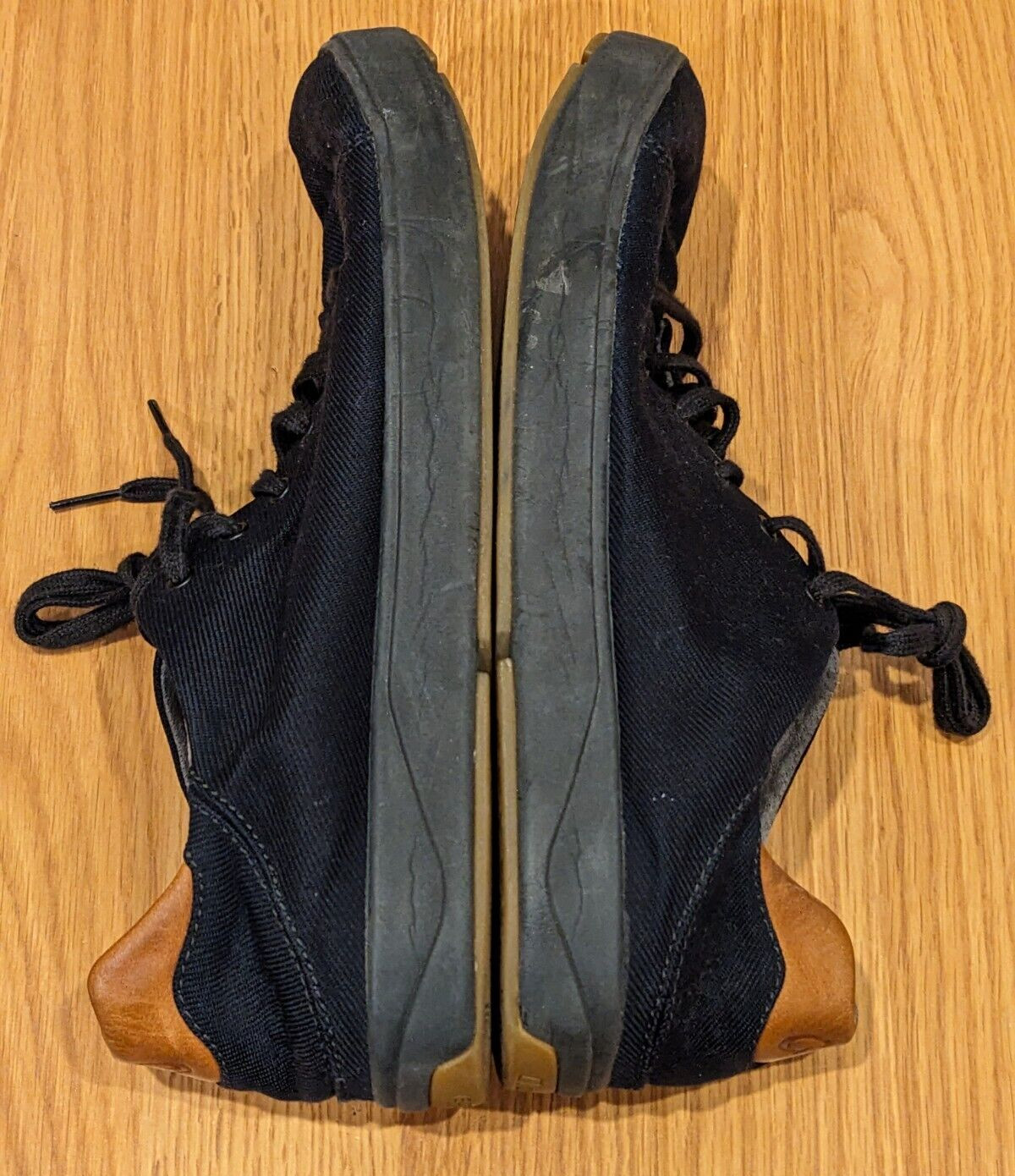 Men’s Olukai Lae’Ahi Li Lace-Up Canvas Sneakers Black 10445-4040 – 11.5