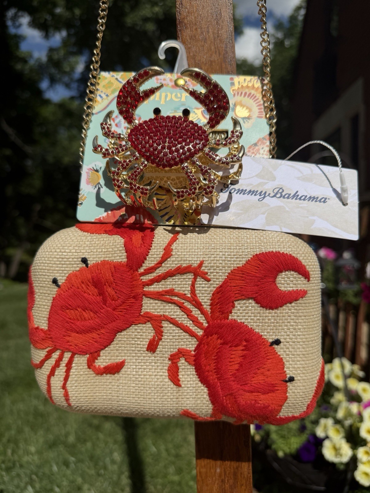 NWT Tommy Bahama Embroidered Crab Clutch Bag Purse w/ Rhinestoned Crab Hair Clip