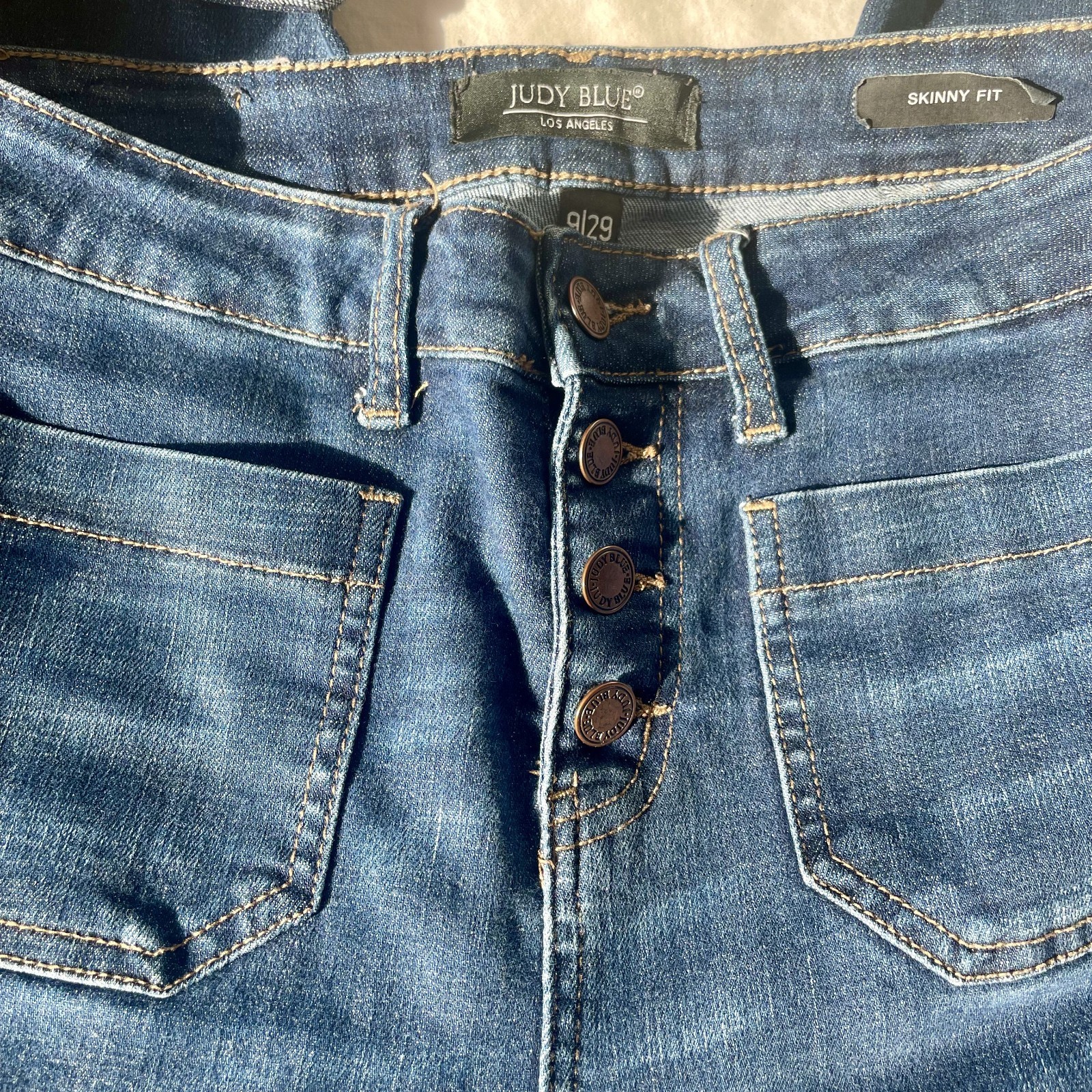 Judy Blue Women’s Skinny Jeans in Mid Blue Wash Size 9/29
