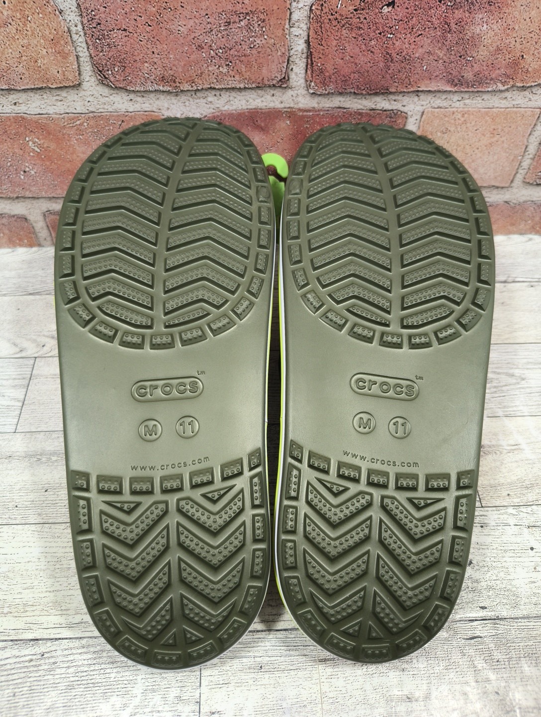 Crocs Bayaband Slide Sandals Men’s Size 11 Army Green 205392-309 NWT