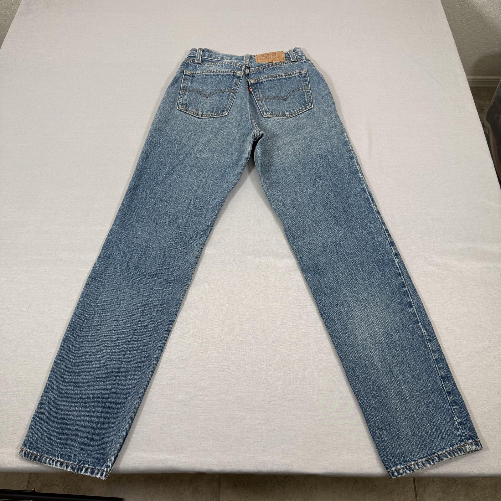 Vintage Levis Jeans Womens 24×30 Blue 501 Straight Fit Denim Pants 80s 90s USA
