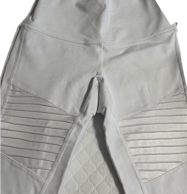 ALO Leggings Small Yoga White Moto High Waist Seamed 81% Nylon/19% Spandex #550