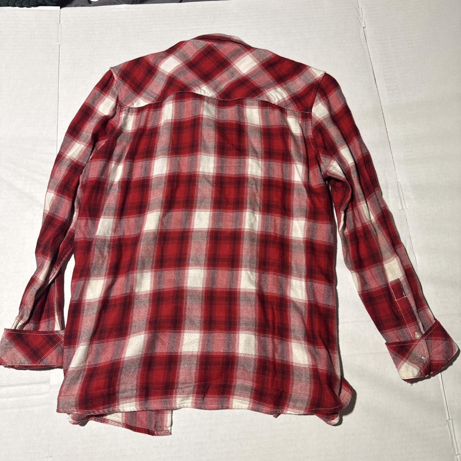 Gap Red White Plaid Flannel Button Down Shirt Womens Medium 100% Cotton Long Slv