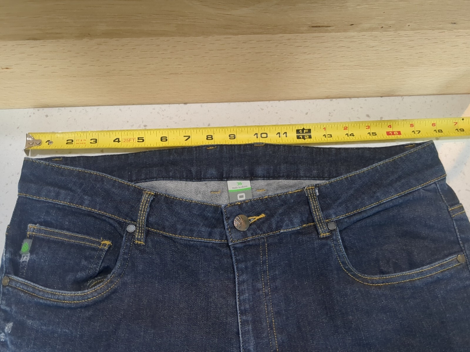 Stio Blue Rivet Dark Denim Distressed Jeans Mens 36×32 99%Cotton/1%Spandex