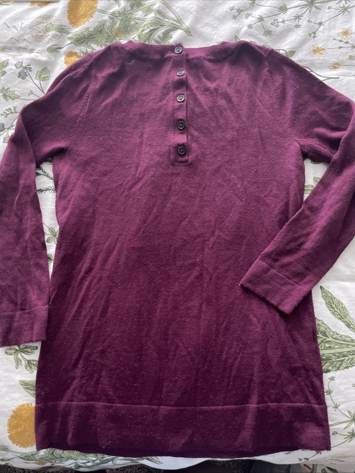 Loft Women’s Long Sleeve Sweater Size with Buttons On Back Size XXSP