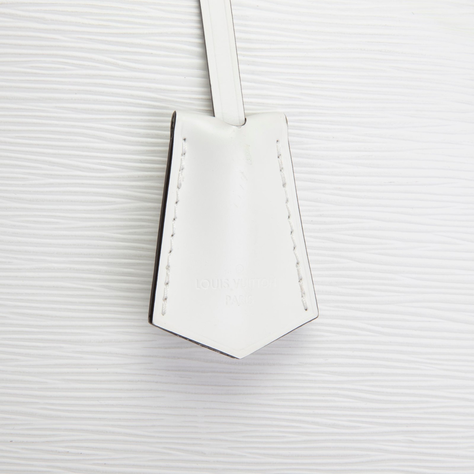 LOUIS VUITTON Alma MM Gris Epi