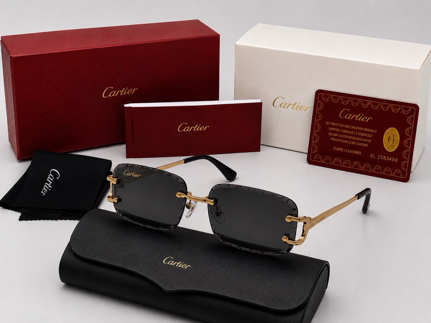 Big C Diamond Cut Frameless Black Lens Gold Frame