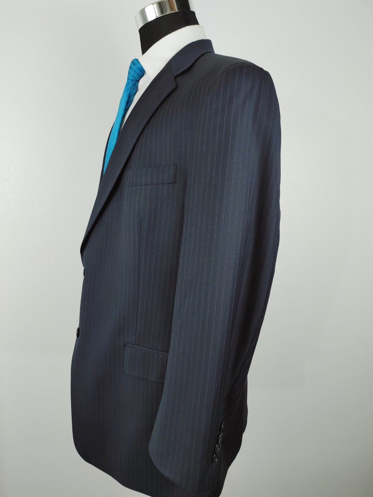 Hart Schaffner & Marx 2 Piece Suit 48/50R Navy Wool 43×28 Pants Chalk Pinstripe