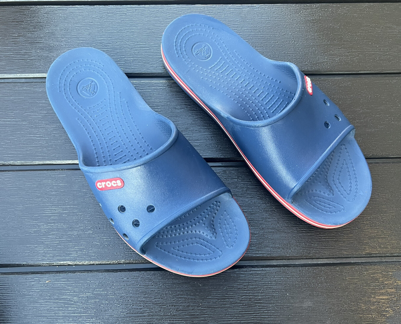 Crocs Men (8) and Women (10) Crocband II Slides Navy/Pepper Relaxed Fit