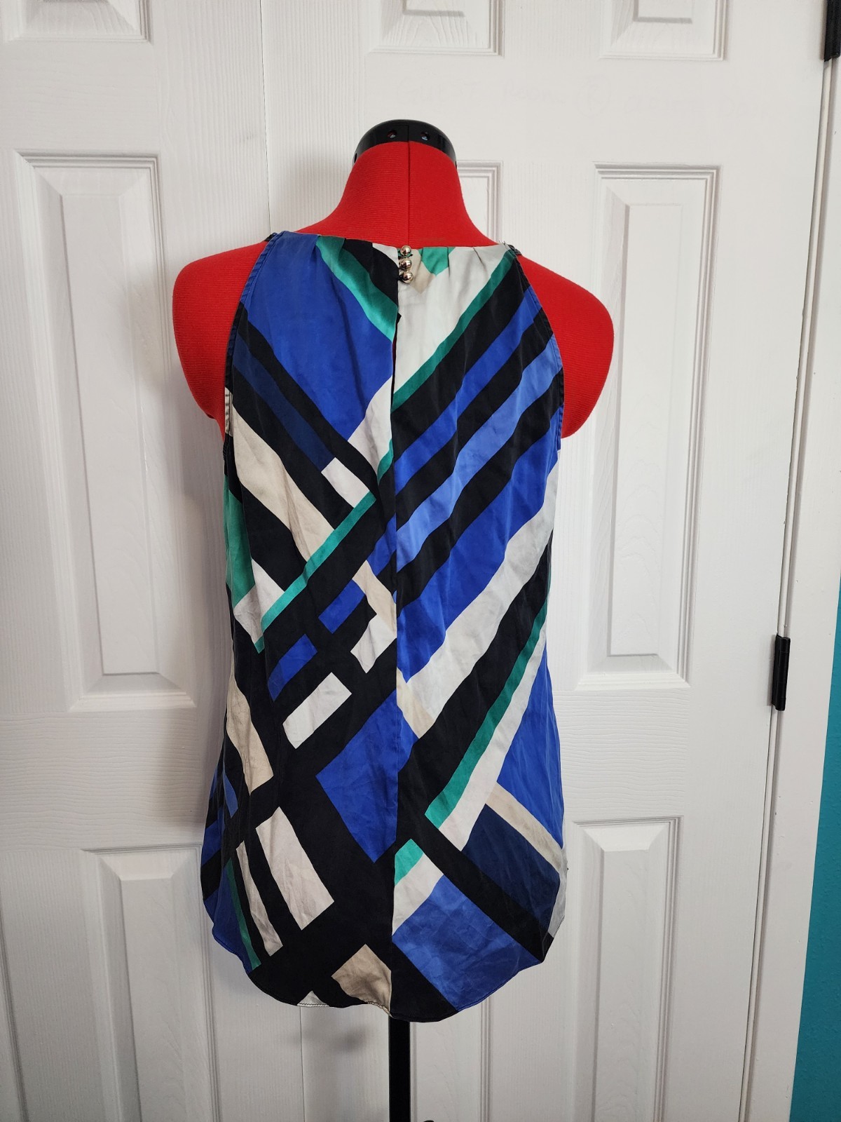 White House Black Market Silk-Spandex Stretch Halter Top Geometric Size 10