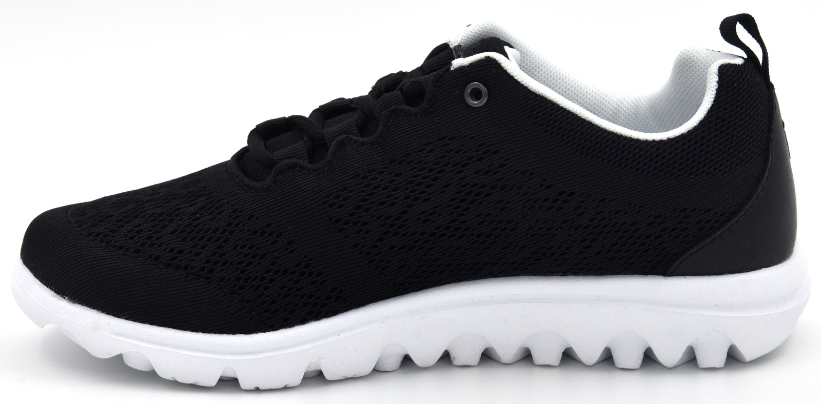 Propet Women’s TravelActiv Sneaker W5102 Black