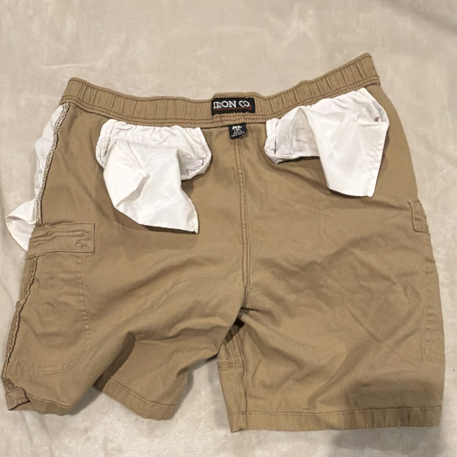 Iron Co. Men’s Beige Cargo Shorts Size XL Canvas Cotton Elastic Waist Pockets