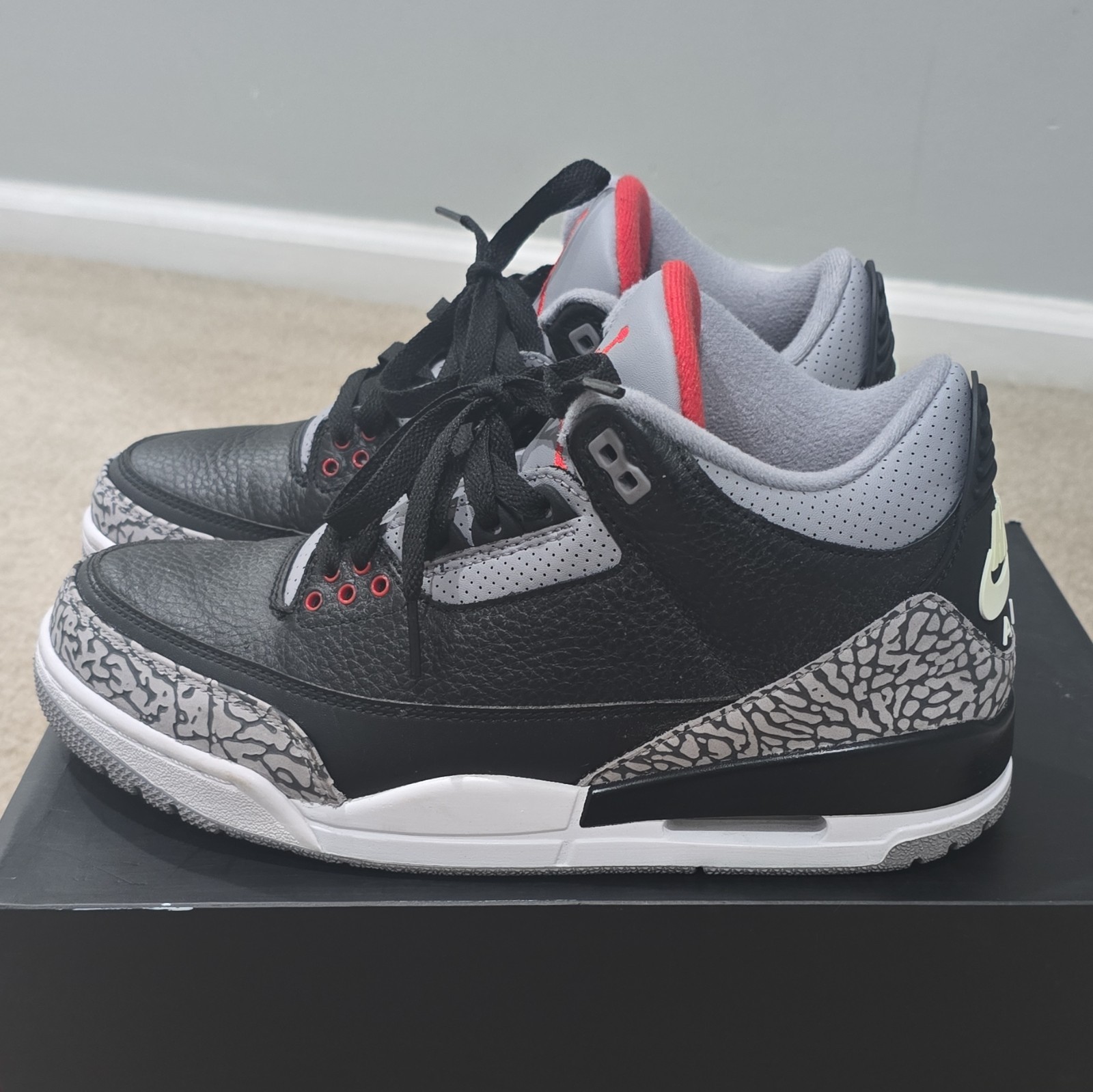 2017 Air Jordan 3 Retro OG Black Cement Size 8.5
