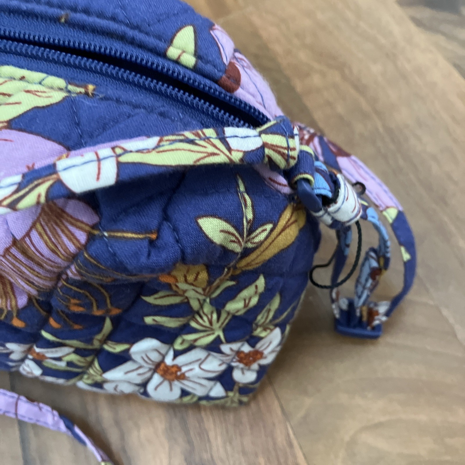 Vera Bradley Retired Print Blue Floral Crossbody Purse Quilted Small Zip Top