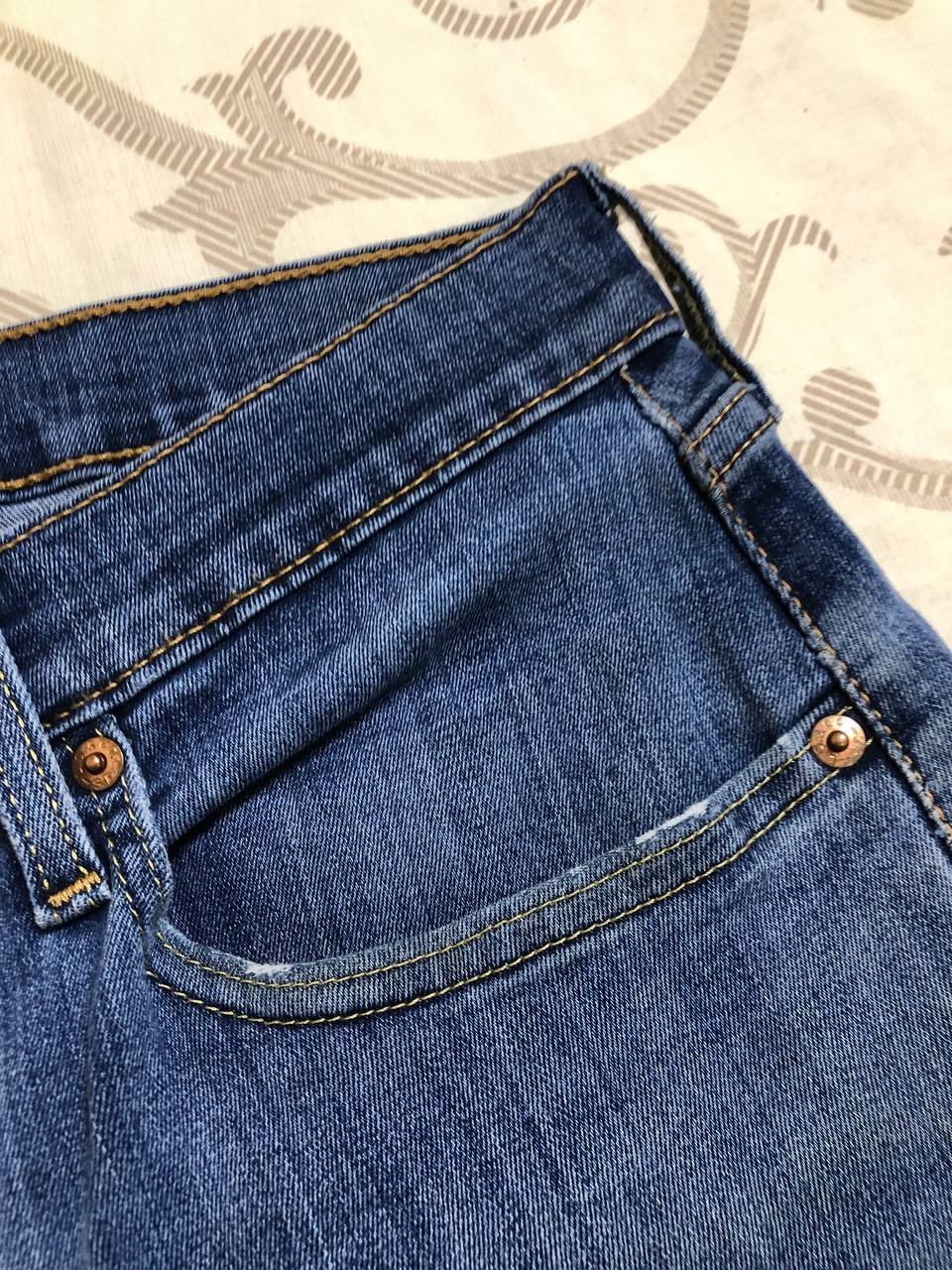 LEVIS 502 31X32 Denim Jeans Slim Fit Straight Leg