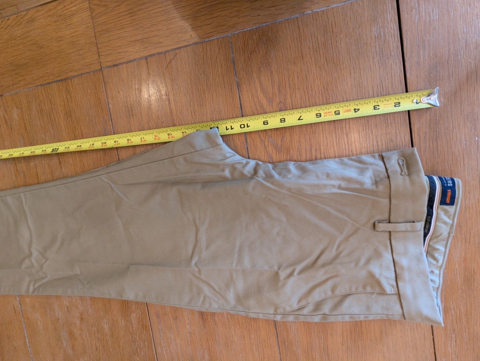 Dockers Mens Straight Fit Signature Lux Cotton Stretch Khaki Pant Khaki 32X30
