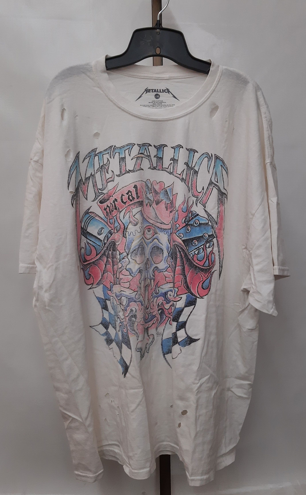 Urban Outfitters Metallica Graphic T-Shirt Distressed White Size Large / X-Large