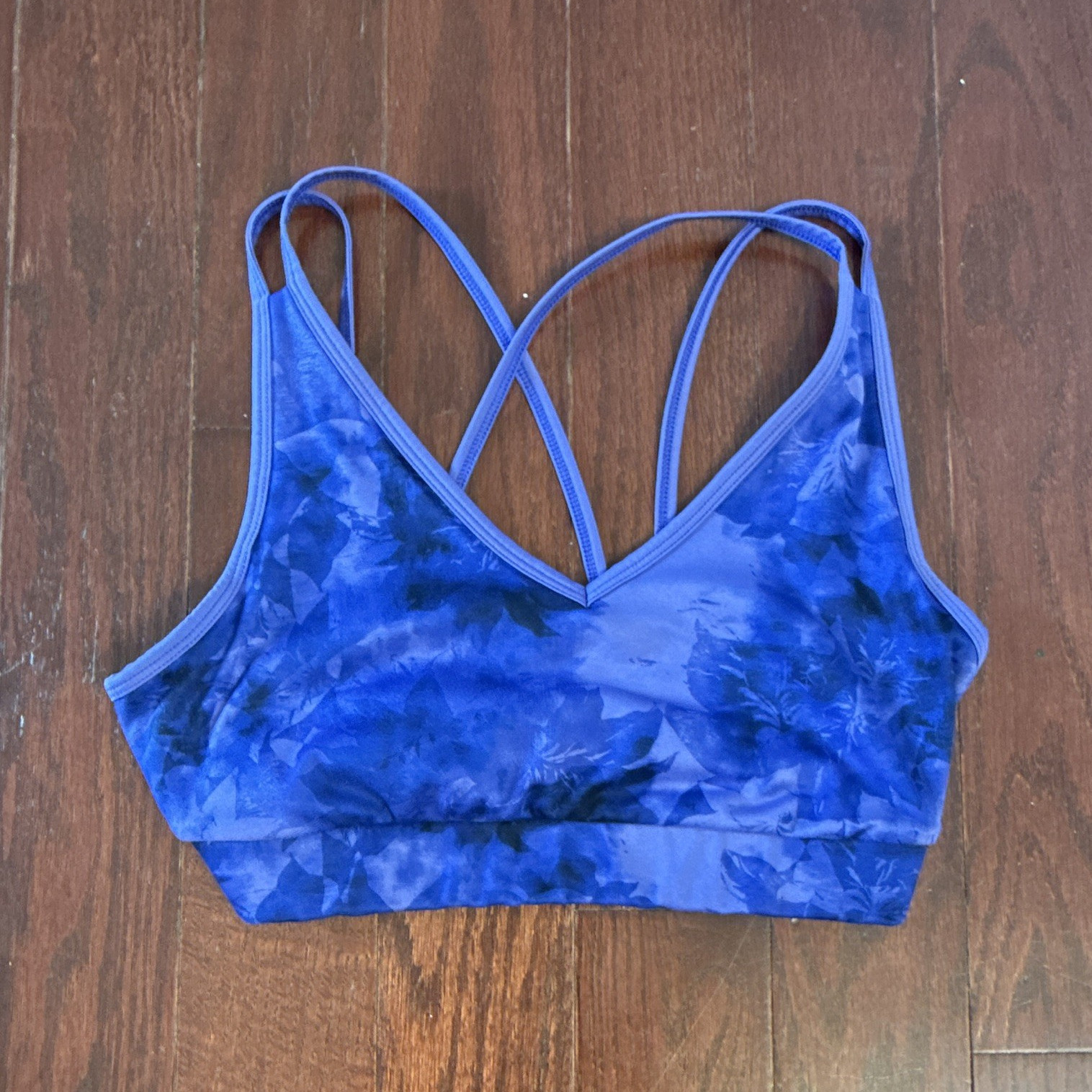 Avia Women’s Blue Purple Floral Crossback Sports Bra Wireless Pullover Stretch M