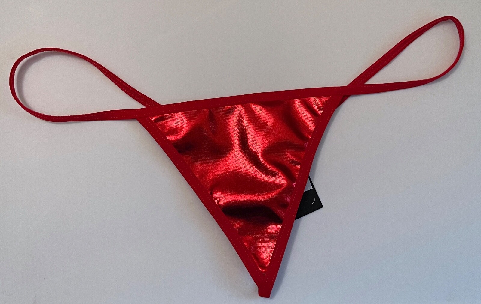 NWT FREDERICK’S OF HOLLYWOOD RED SHINE SMOOTH MINI TINY G V STRING THONG PANTIES