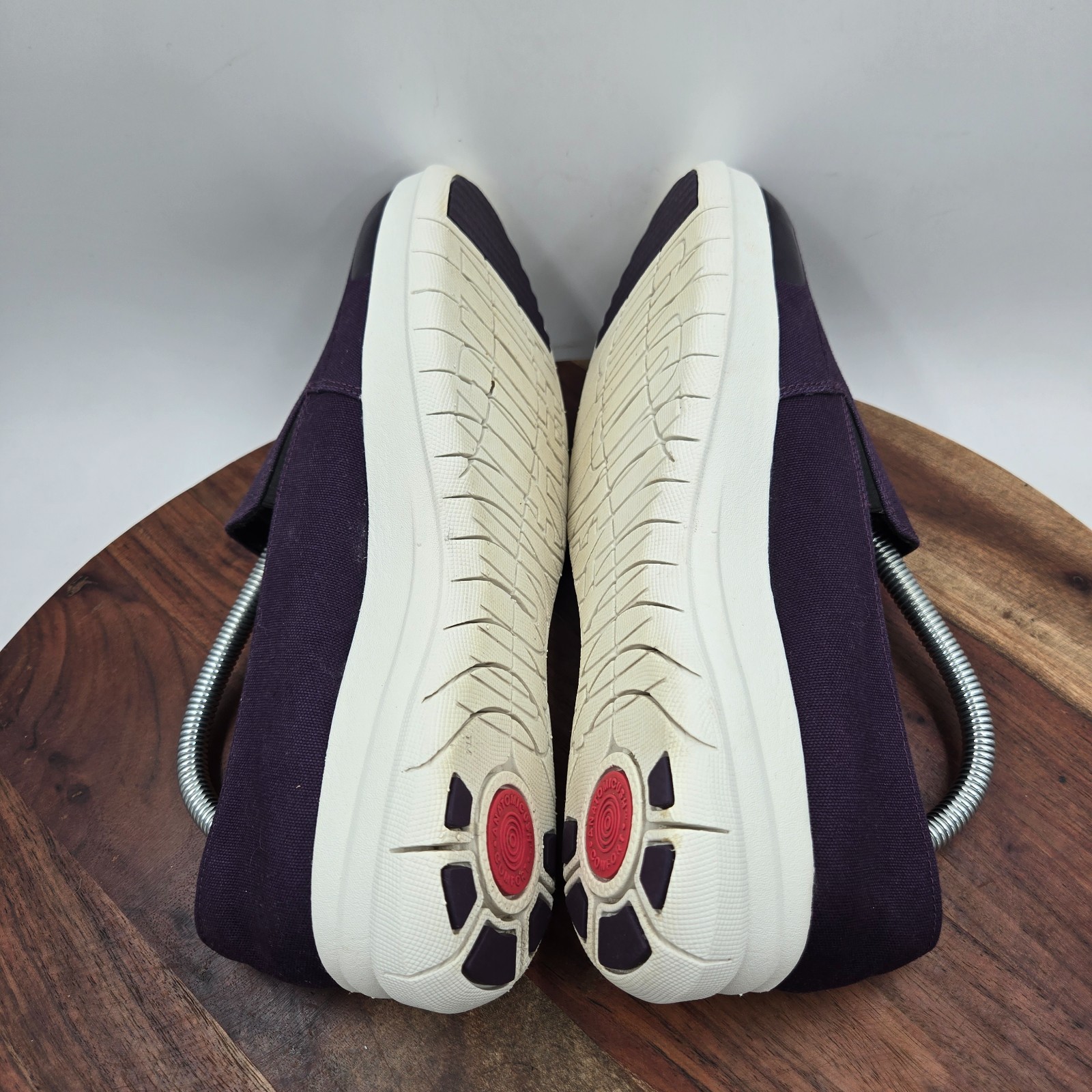 FitFlop Sporty Pop Skate Shoes Women’s 8.5 Purple White Comfort Slip On Sneakers