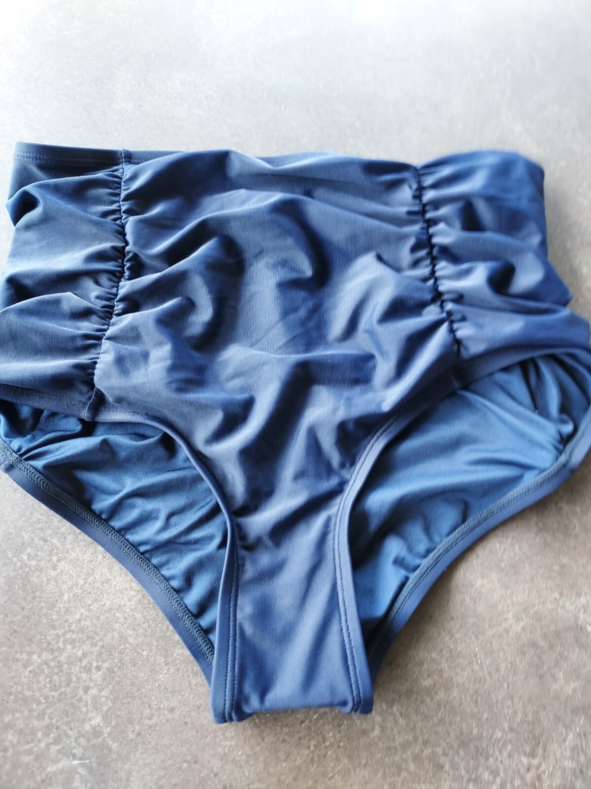NWT Women’s Crown & Ivy Navy Swimsuit Bottom Only Large 81% Nylon 19% Spandex