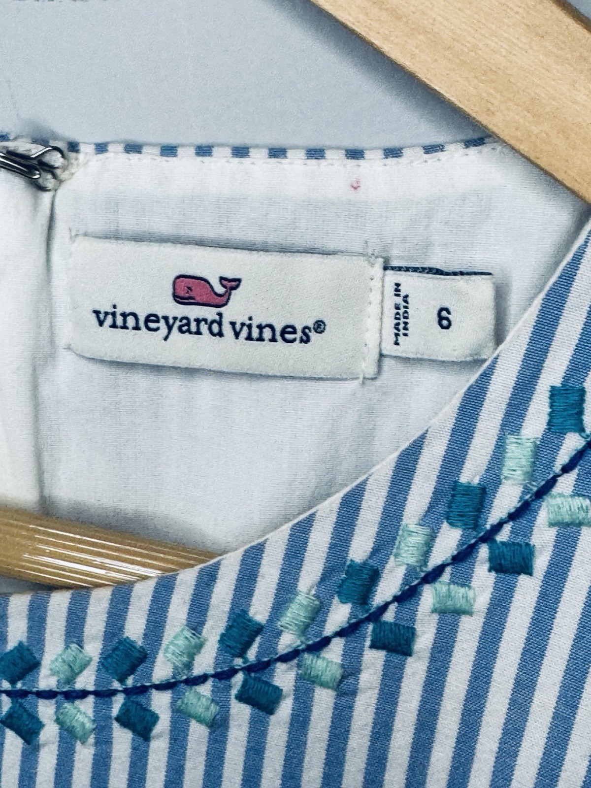 Vineyard Vines Pop Embroidered Sleeveless Dress Size 6 Lined Summer