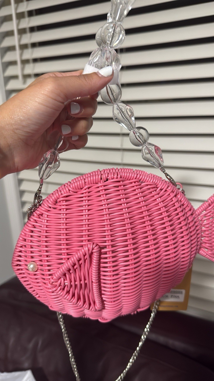 Tommy Bahama VIRAL Woven Wicker Crossbody Bag Pink Fish